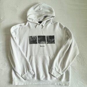 BOOHOO White Berlin Hoodie